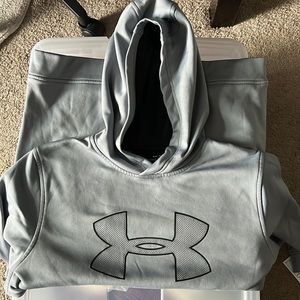 Men’s Under Armour coldgear gray hoodie